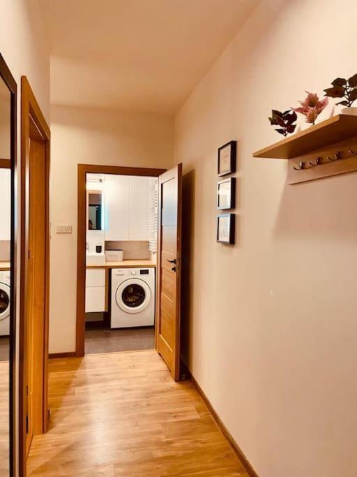 Spacious,Stylish And Comfortable 2 Room Apartment With Million Dollar View Warschau Exterior foto