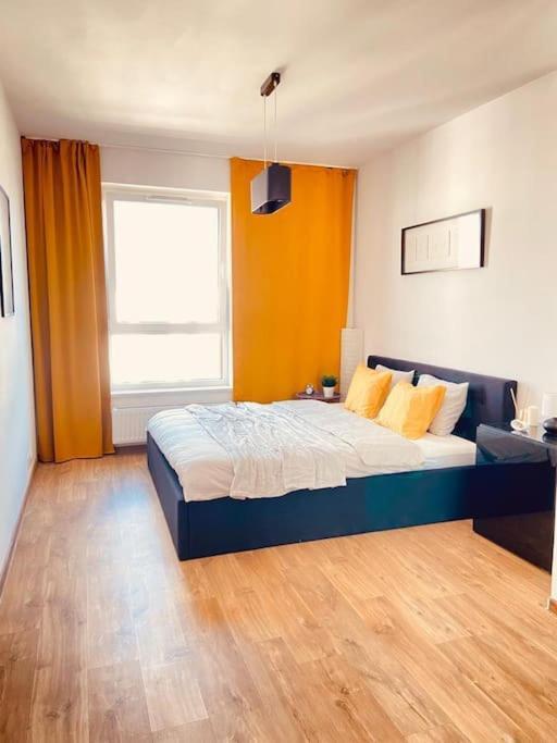 Spacious,Stylish And Comfortable 2 Room Apartment With Million Dollar View Warschau Exterior foto