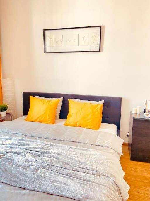 Spacious,Stylish And Comfortable 2 Room Apartment With Million Dollar View Warschau Exterior foto